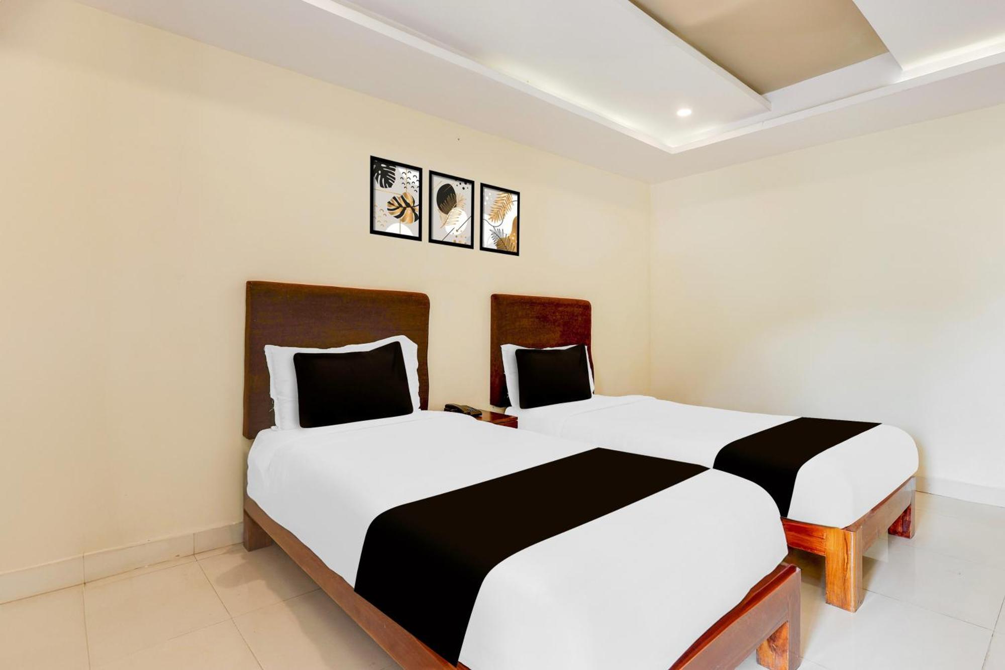Super Townhouse Dwarka Nagar Near Ramatalkies 호텔 비사카파트남 외부 사진