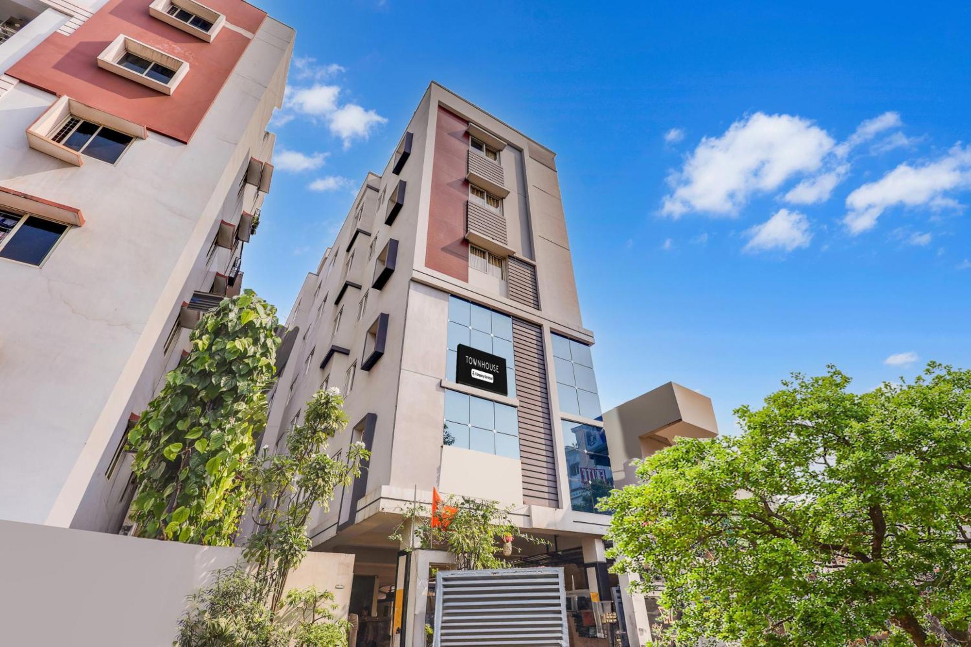 Super Townhouse Dwarka Nagar Near Ramatalkies 호텔 비사카파트남 외부 사진