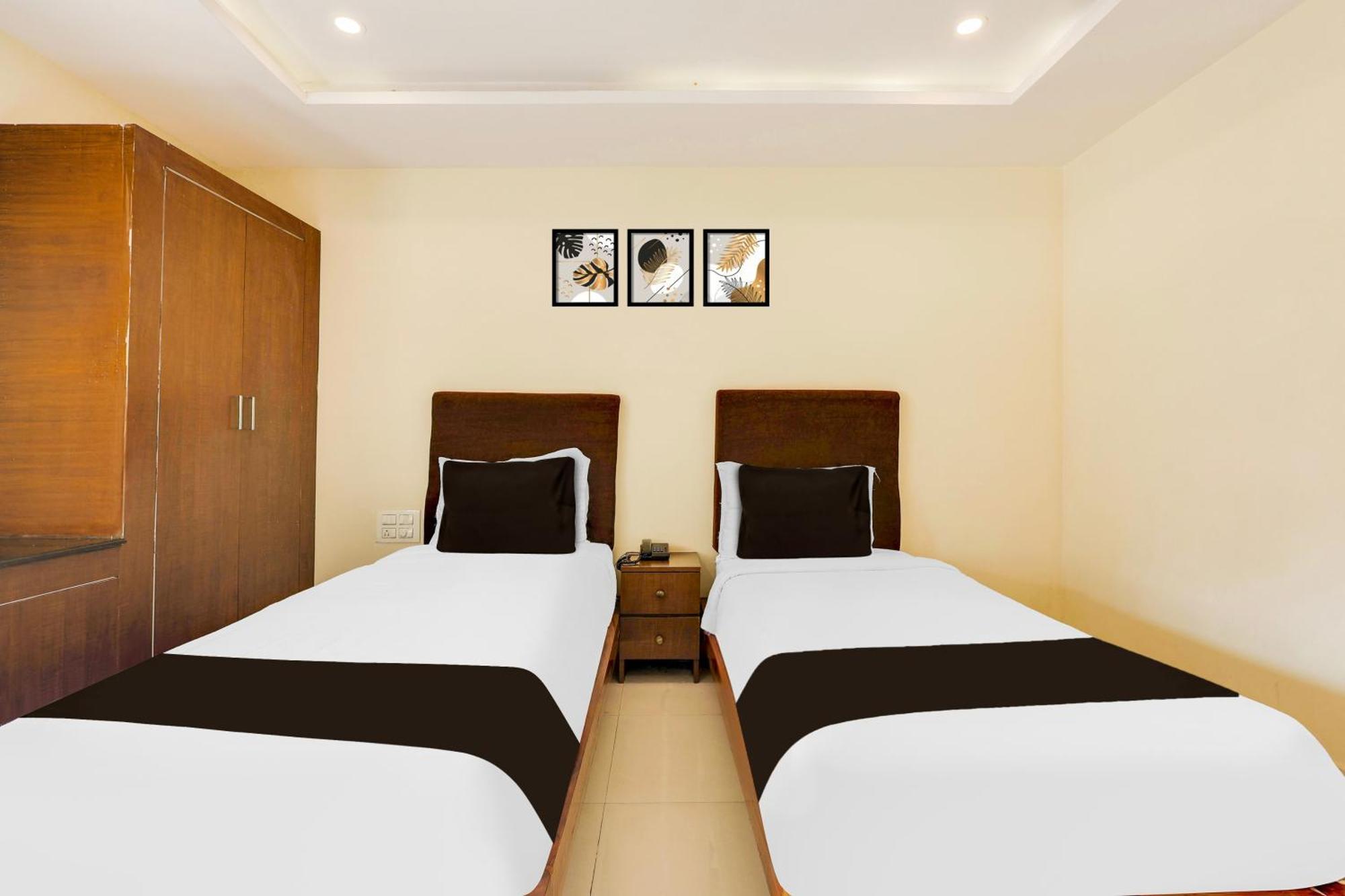 Super Townhouse Dwarka Nagar Near Ramatalkies 호텔 비사카파트남 외부 사진